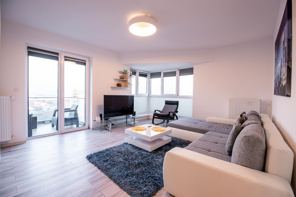

Bari - Chiajna - Luxury Westpark 2 Residence Lake View W4
