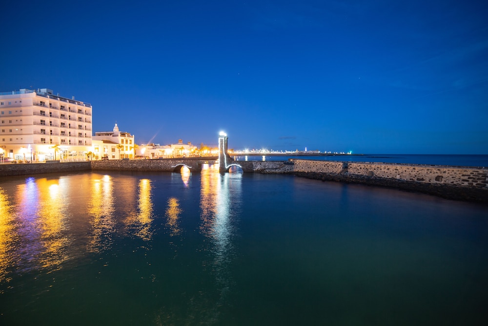 

Bari - Costa Teguise - Hotel Miramar