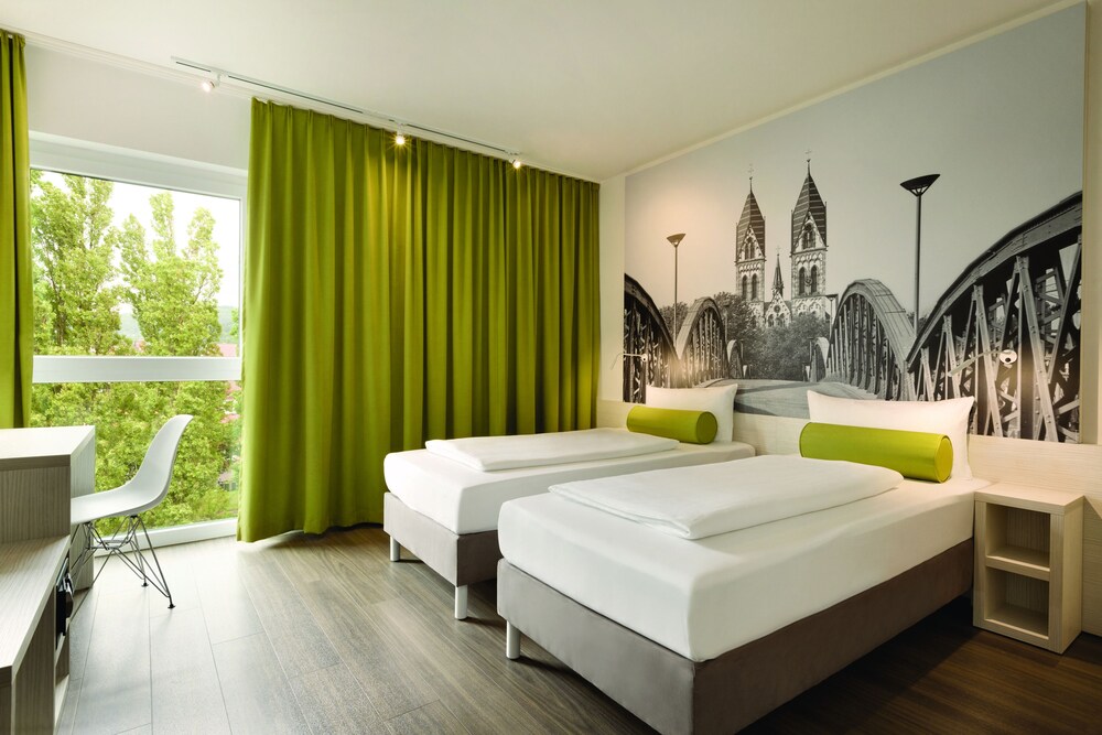 

Roma - Amburgo - Super 8 By Wyndham Hamburg Mitte