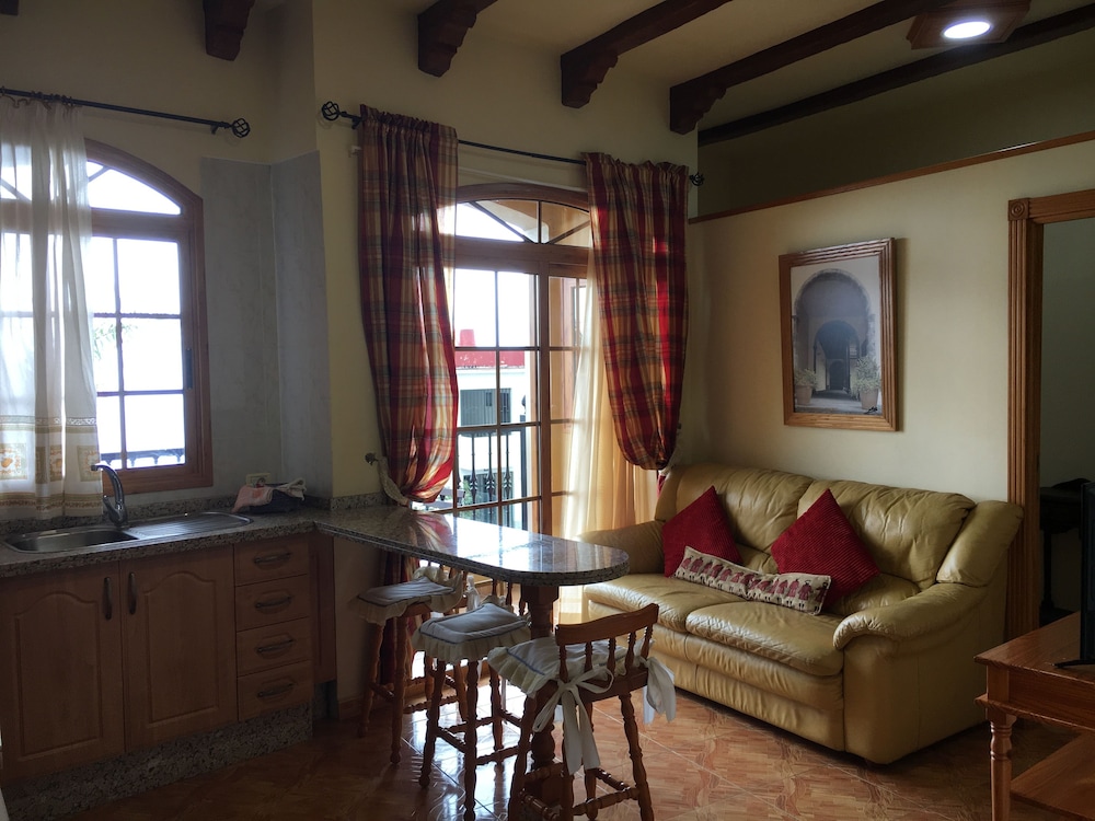 

Trieste - Icod de los Vinos - Apartamentos Estrella del Norte