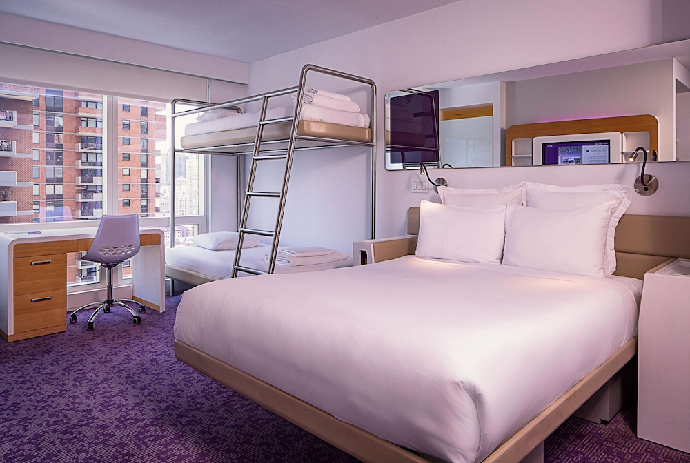 

Verona - Long Island City - YOTEL New York Times Square