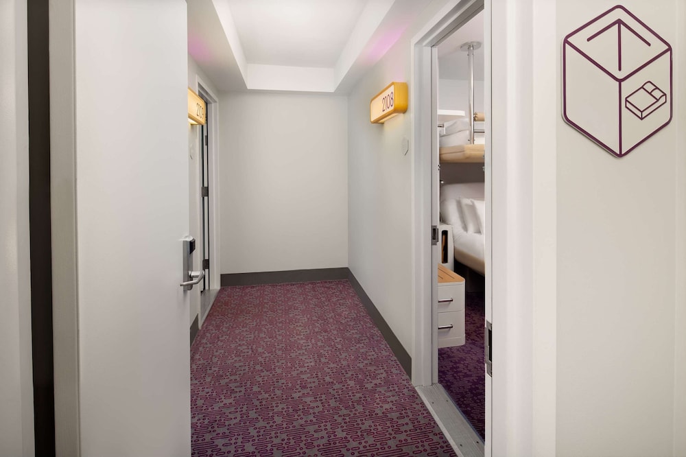 

Firenze - Long Island City - YOTEL New York Times Square