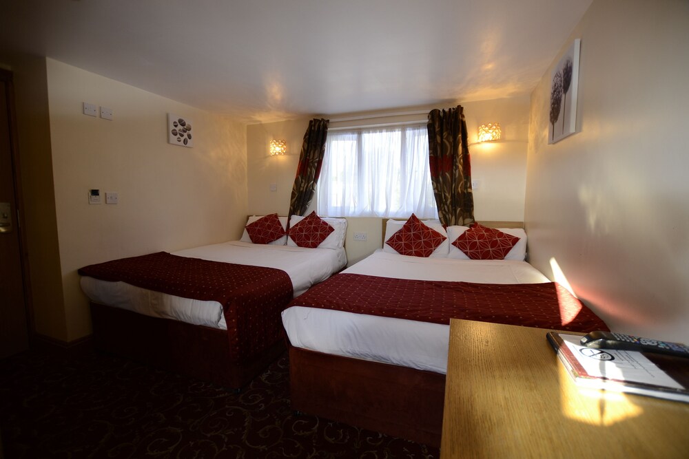

Lamezia Terme - Londra - Britannia Inn Hotel