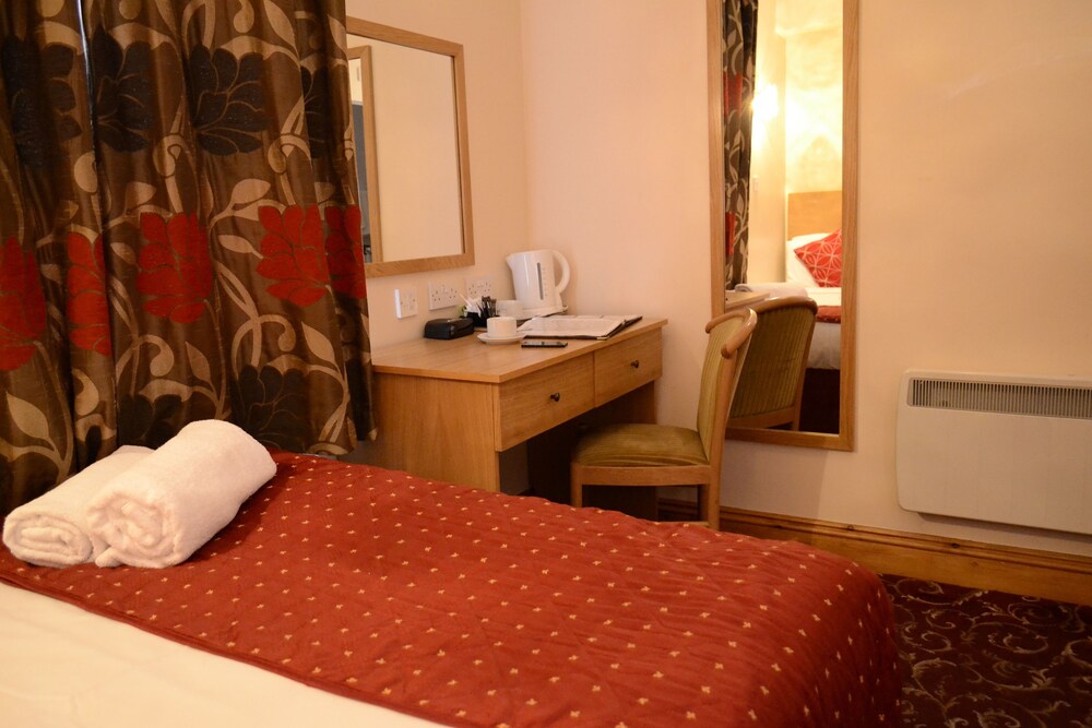 

Bari - Barking - Britannia Inn Hotel