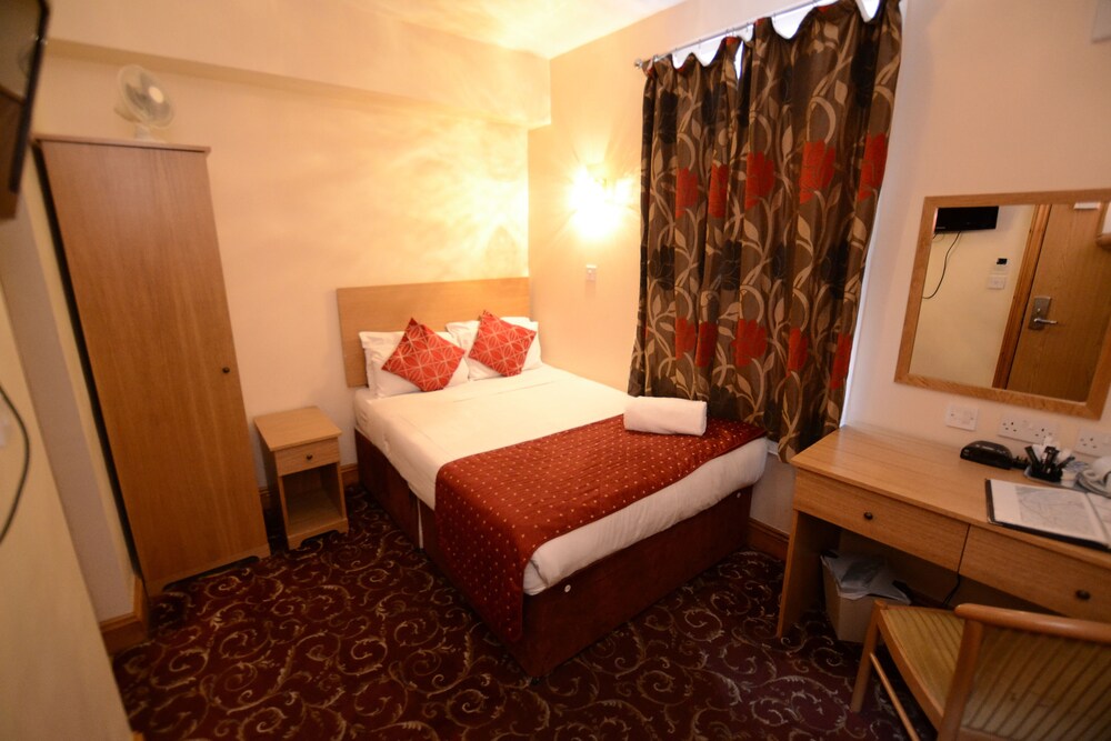 

Pisa - Londra - Britannia Inn Hotel