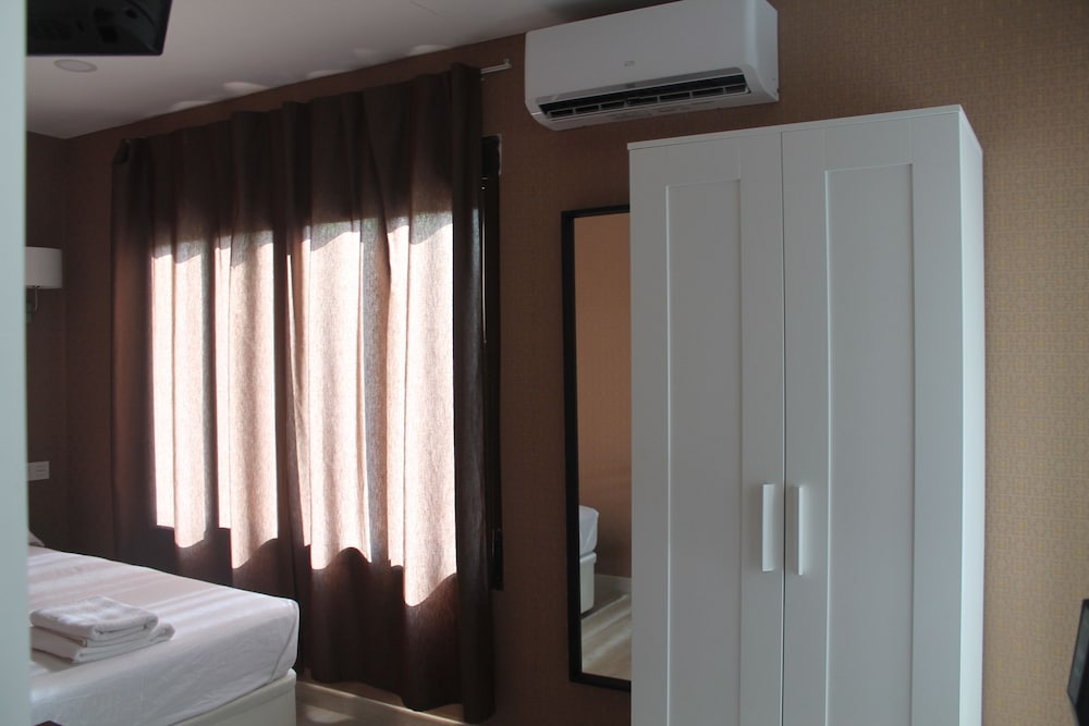 

Bologna - Marbella, Costa del Sol - Rancho Grande