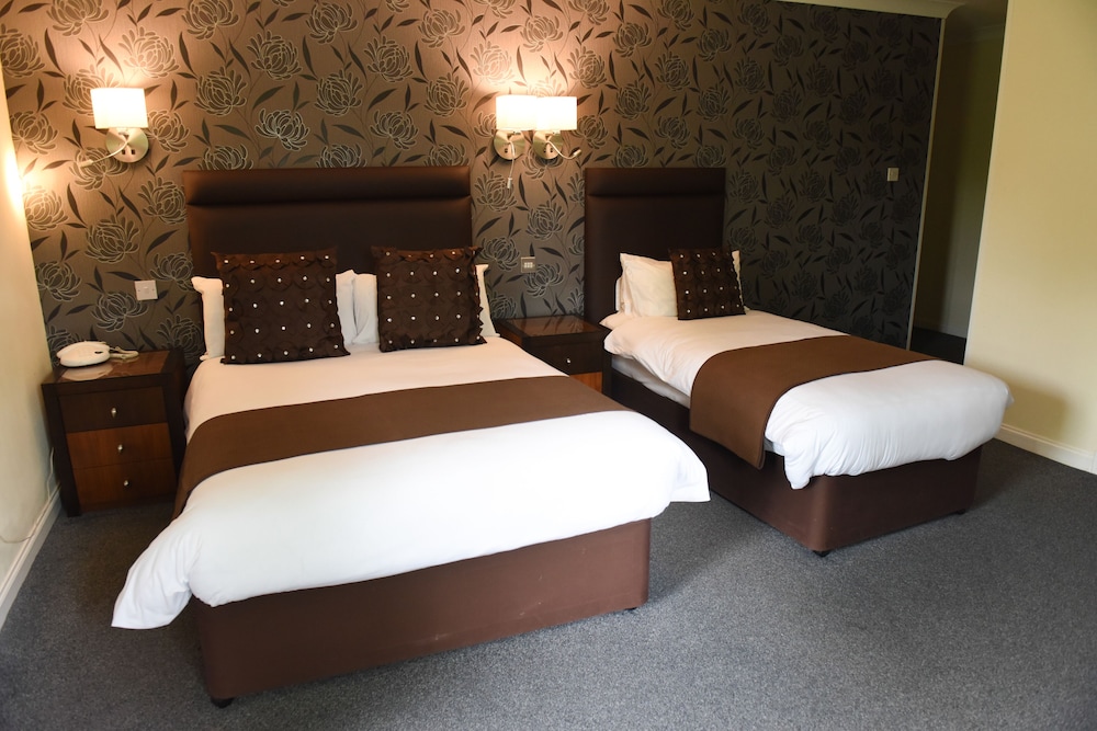 

Milano - Glasgow - Castlecary House Hotel