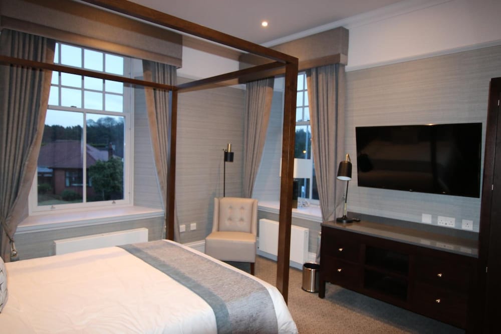 

Verona - Glasgow - Castlecary House Hotel