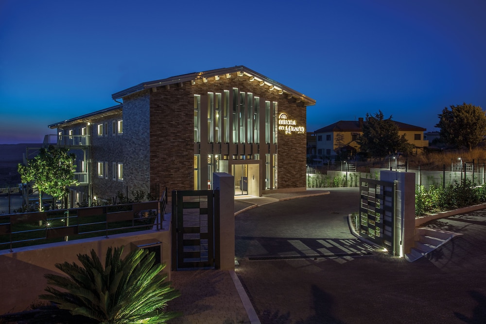 

Milano - Matera - Best Western Plus Dimora del Monaco