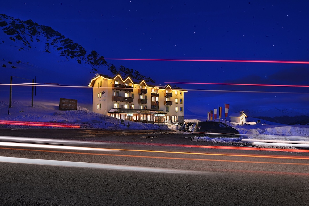 

Napoli - Livigno - Hotel Interalpen