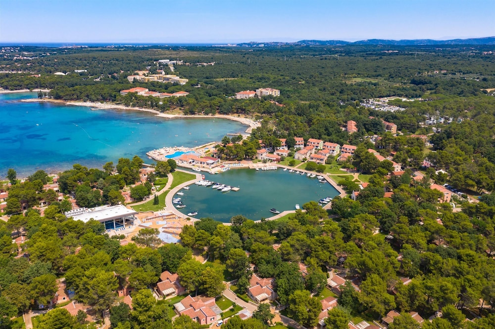 

Milano - Umag - Apartments Amfora Plava Laguna