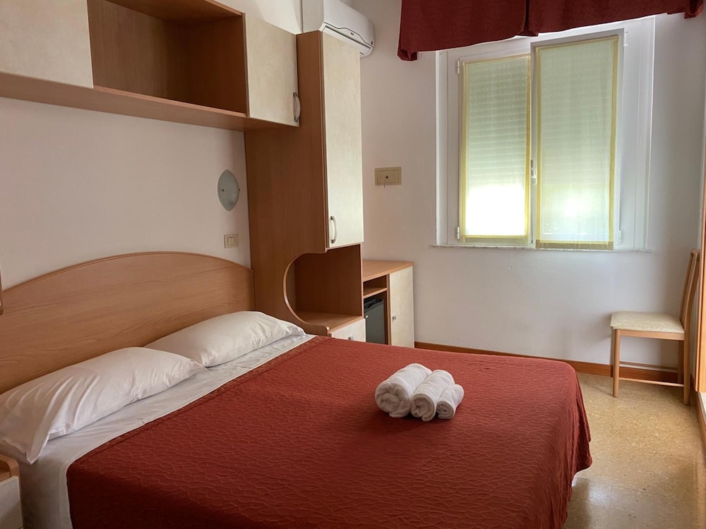 

Milano - Cervia - Hotel Chery