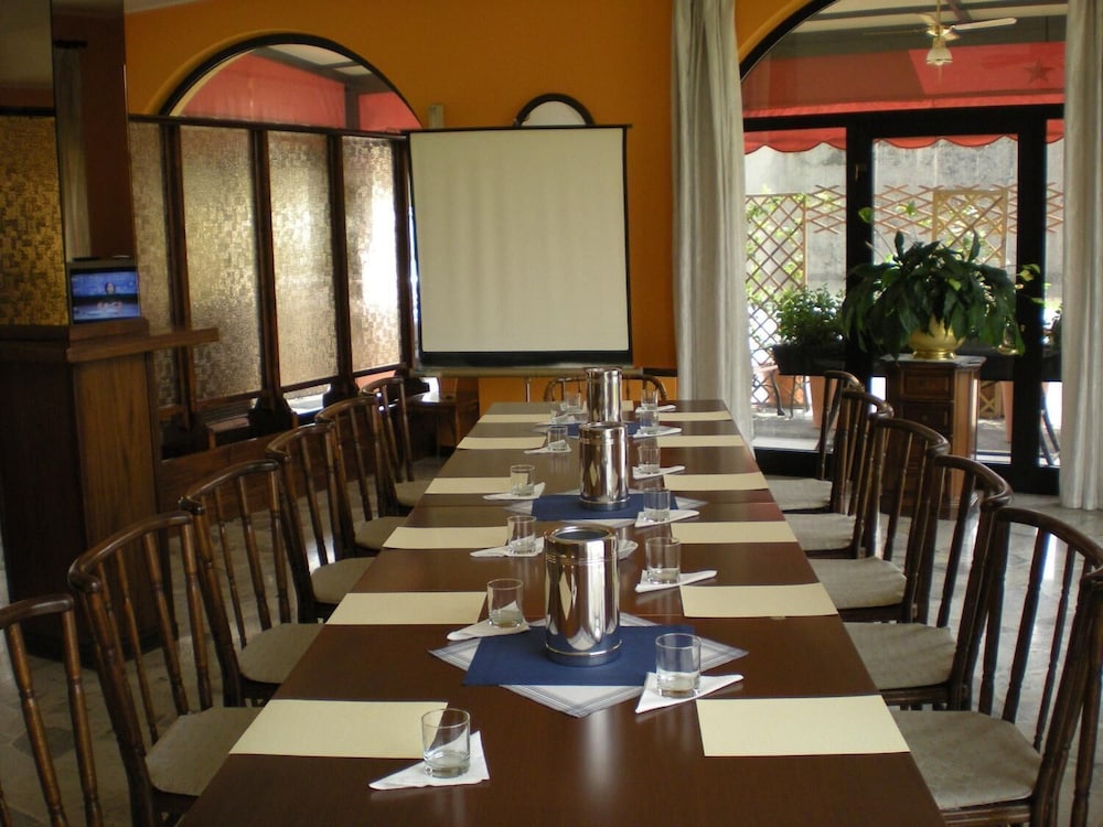 

Reggio Calabria - Malpensa - Aer Hotel Malpensa