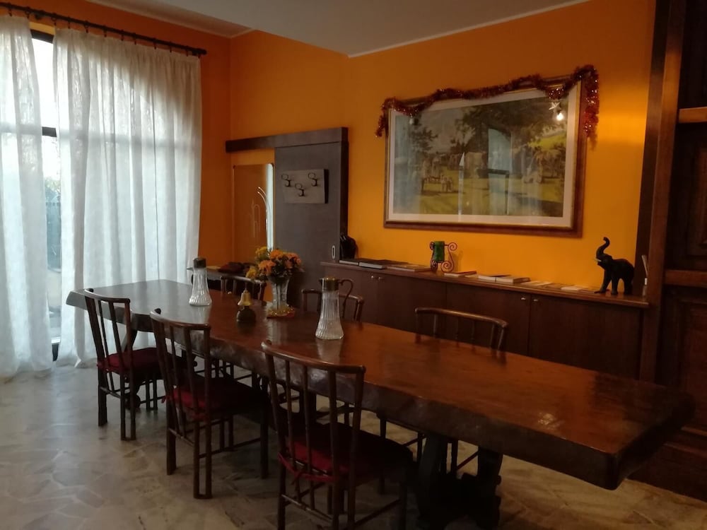 

Brindisi - Malpensa - Aer Hotel Malpensa