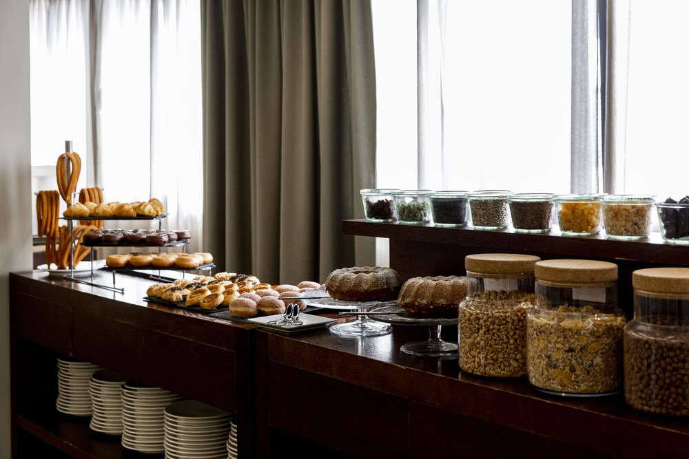 

Milano - Guadalajara - Hotel Pax Guadalajara
