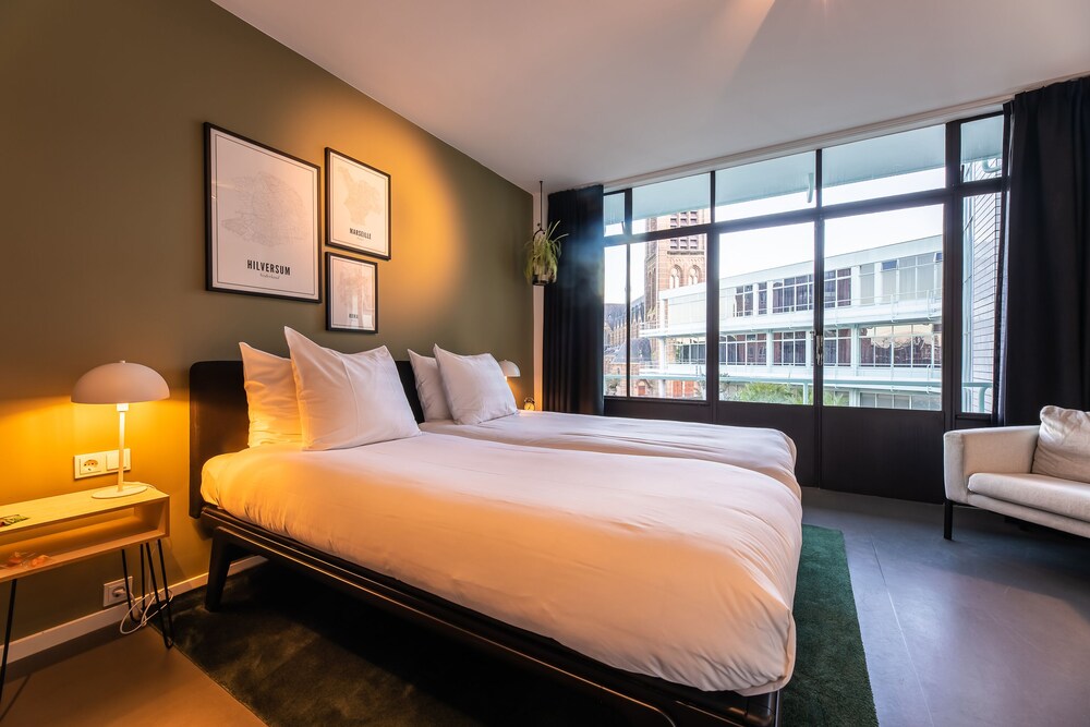 

Milano - Naarden - Gooiland Hotel