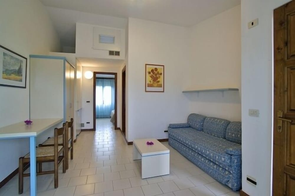 

Verona - Castelsardo - Club Hotel Residence Baiaverde