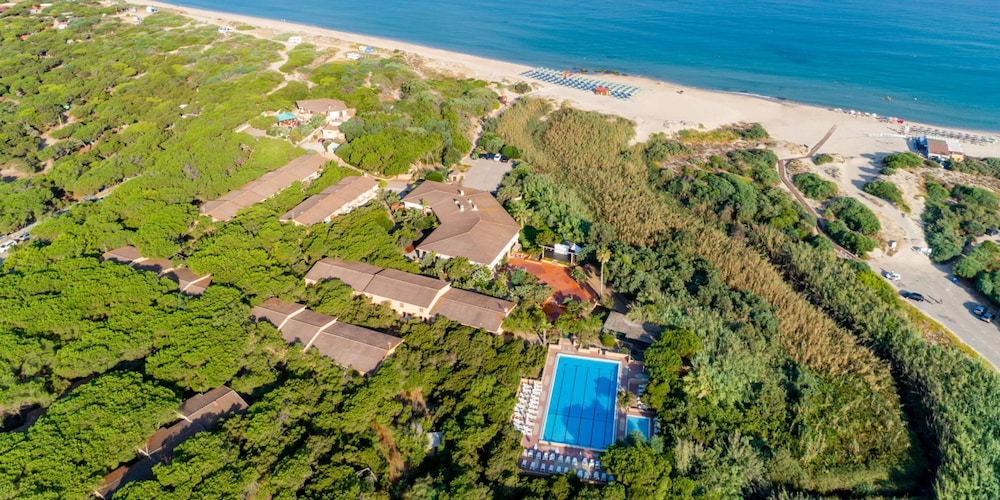 

Brindisi - Castelsardo - Club Hotel Residence Baiaverde