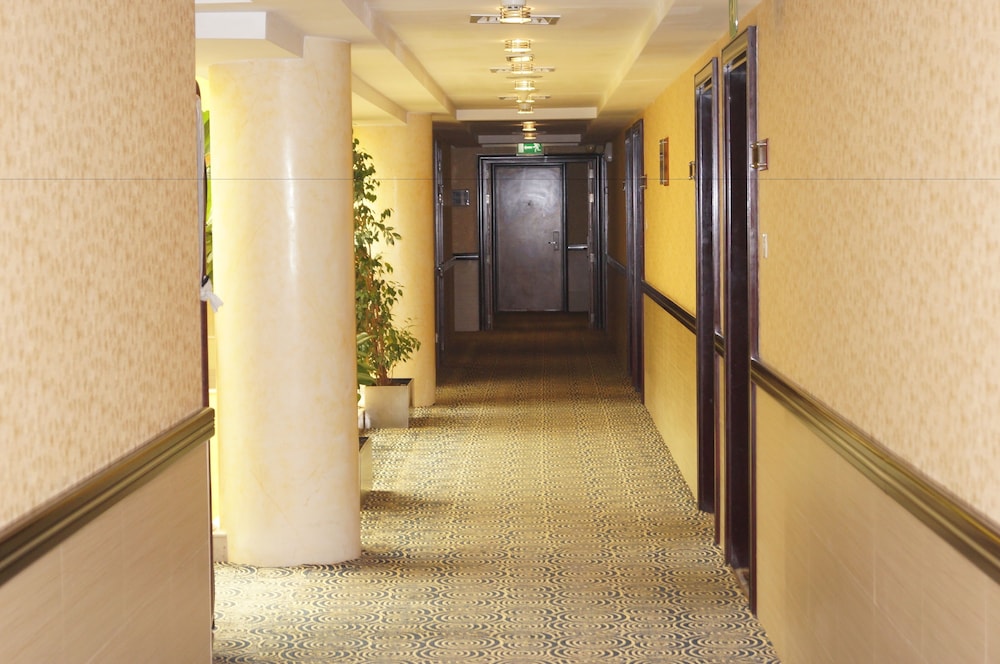 

Pisa - Dubai - Grand Central Hotel