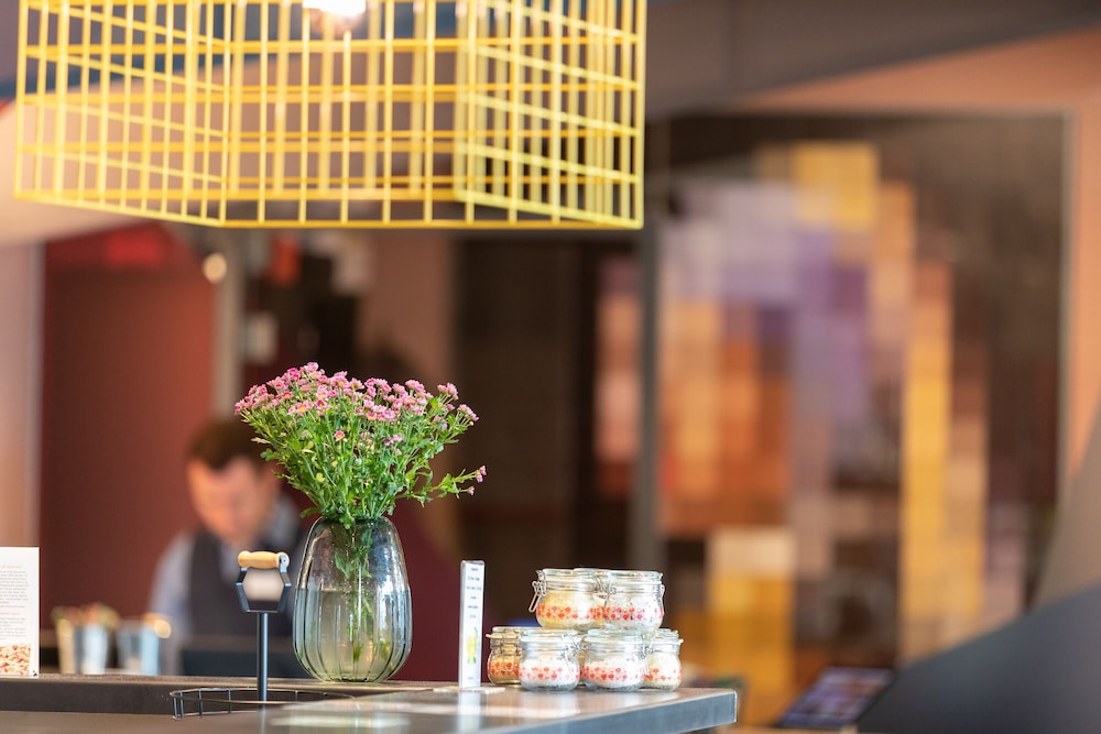 

Milano - Aystetten - Hotel einsmehr