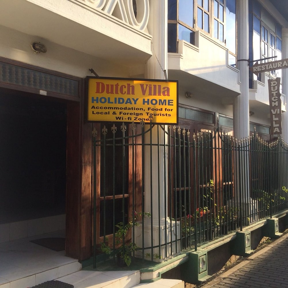 

Roma - Galle - Dutch Villa