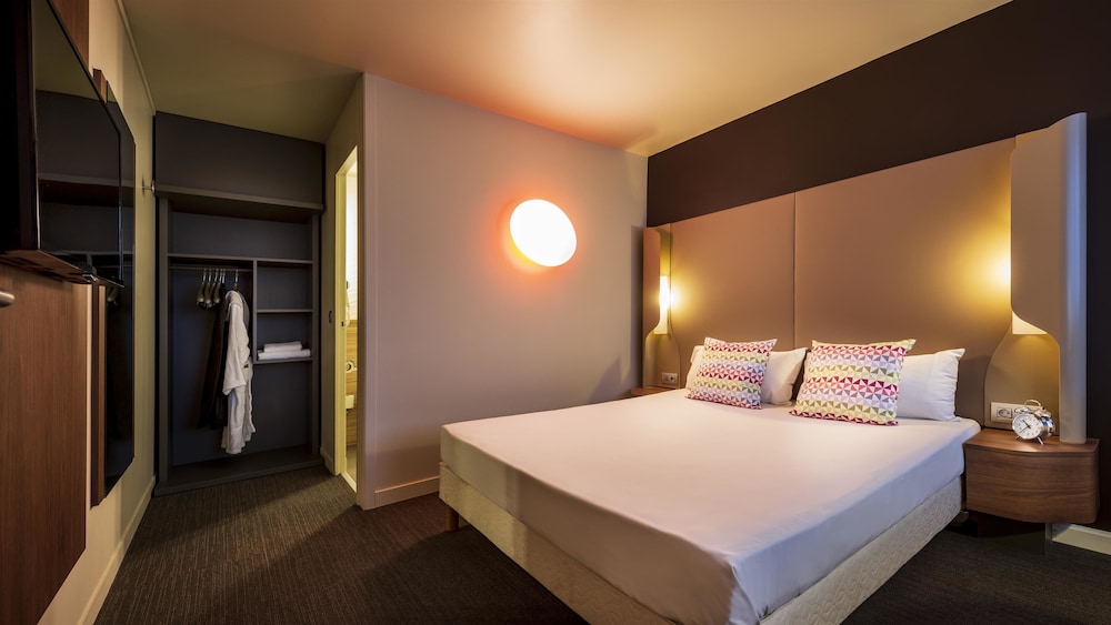 

Pisa - Eindhoven - Campanile Hotel & Restaurant Eindhoven