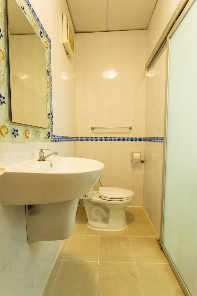 

Roma - Sa Khu - Airport Overnight Hotel