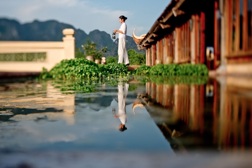 

Roma - Gia Vien - Emeralda Resort Ninh Binh
