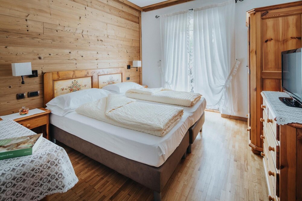 

Roma - Cortina d'Ampezzo - Hotel Menardi