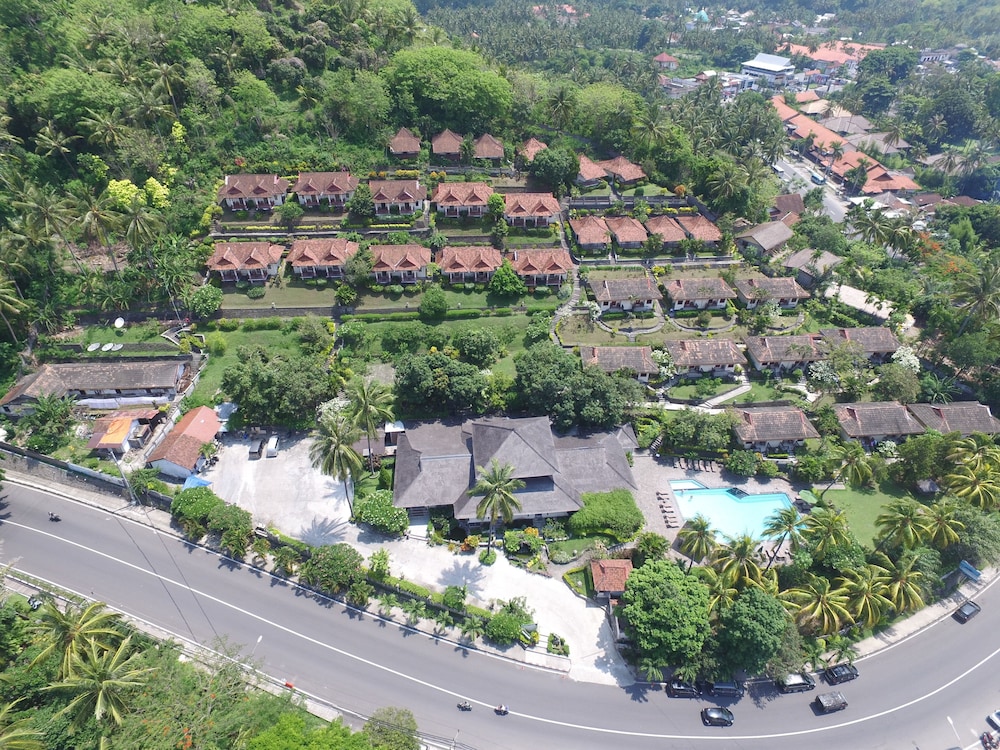 

Milano - Senggigi - Puri Bunga Beach Cottages