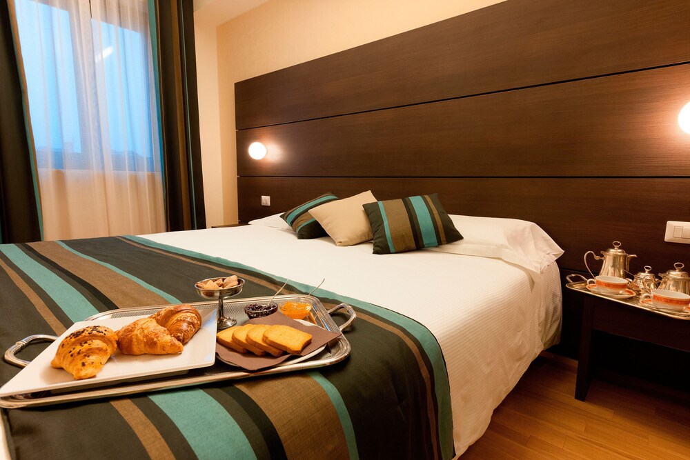 

Catania - Saint-Pierre - HB Aosta Hotel & Balcony SPA