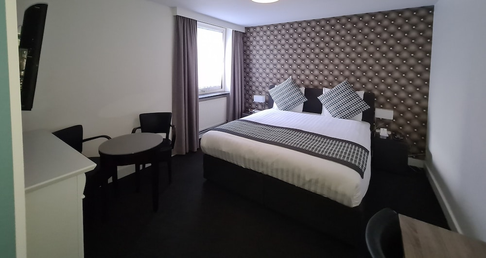 

Napoli - Vinkeveen - Amsterdam Hotel Uithoorn