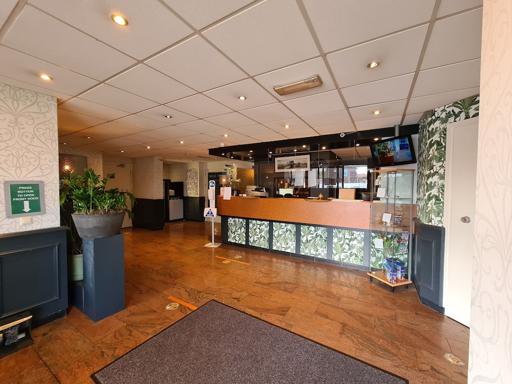 

Milano - Mijdrecht - Amsterdam Hotel Uithoorn