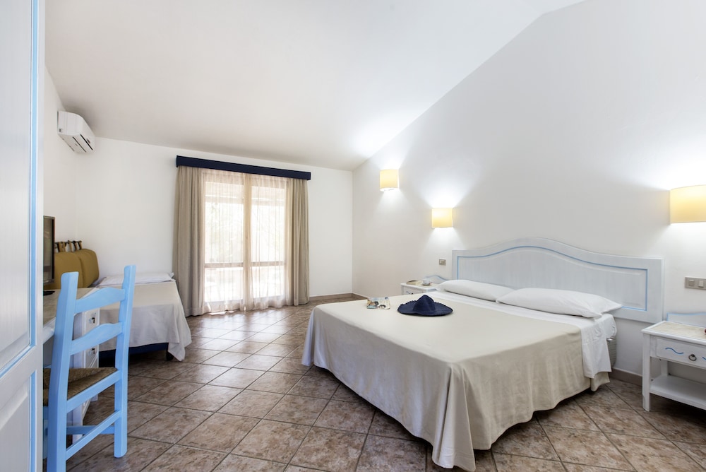 

Napoli - Cardedu - Perdepera Resort