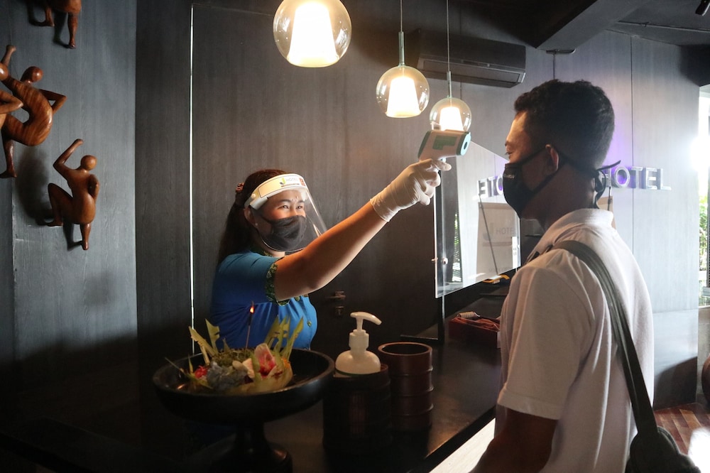 

Roma - Legian Beach - J Hotels Kuta