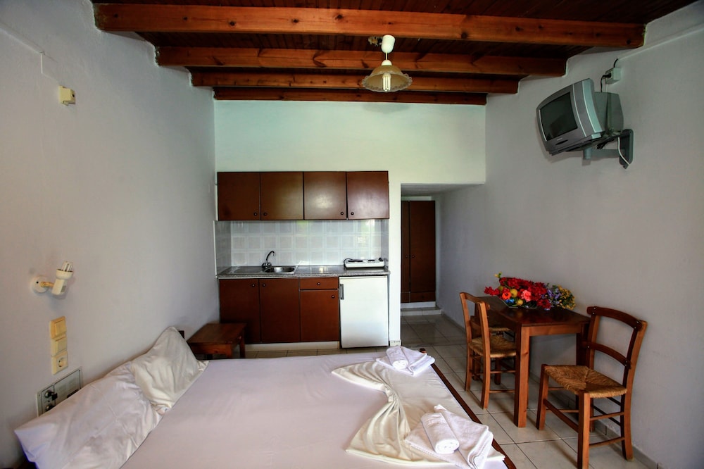 

Milano - Sissi - Anatoli Apartments