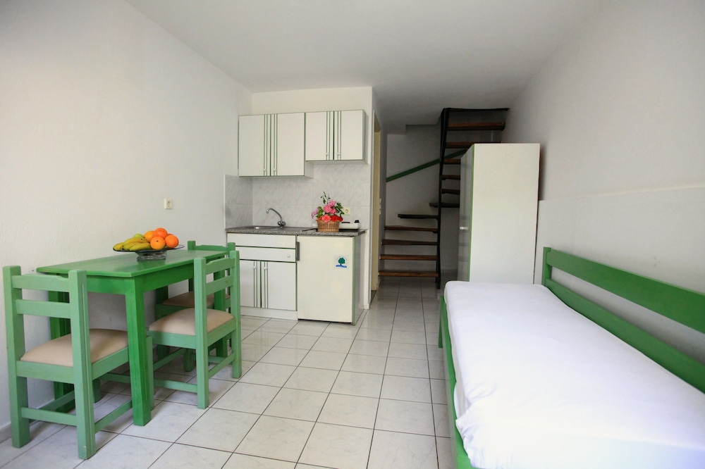 

Milano - Sissi - Anatoli Apartments