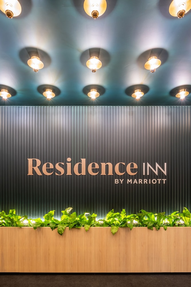 

Pescara - Bruxelles - Residence Inn by Marriott Brussels Airport