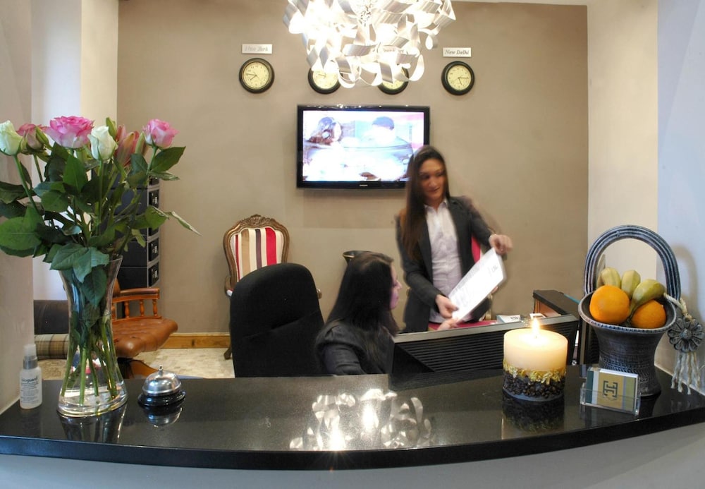 

Roma - Londra, Aeroporto di London Heathrow - Homestay Hotel Heathrow