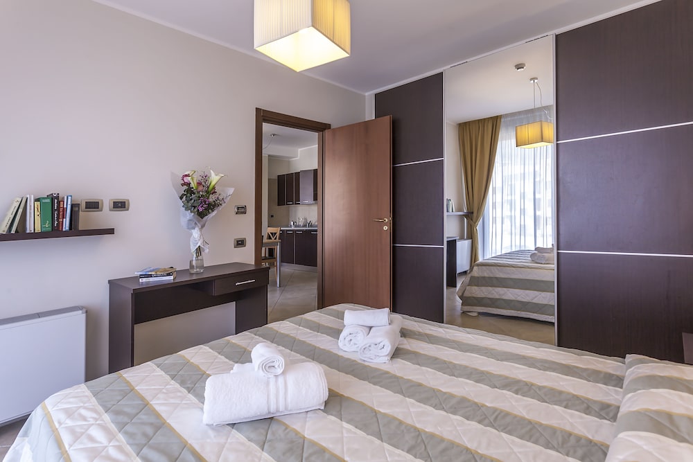 

Catania - Siena - ApartHotel Anghel