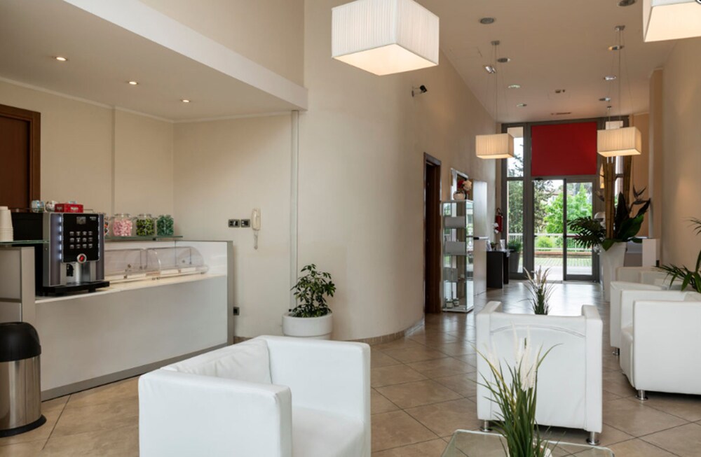 

Milano - Siena - ApartHotel Anghel