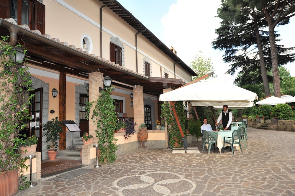 

Milano - Grottaferrata - Villa Icidia
