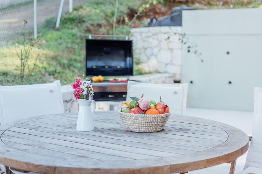 

Venezia - Costa albanese - Villa Breeze & Villa Coco by Konnect Avlaki Beach