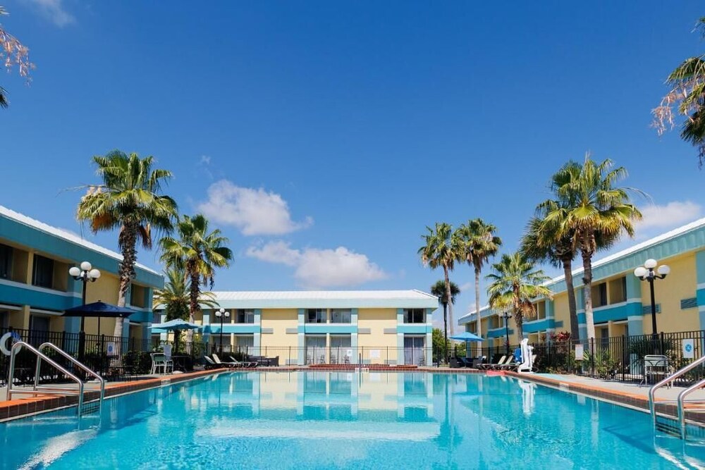 

Milano - Orlando (FL) - Garnet Inn & Suites, Orlando