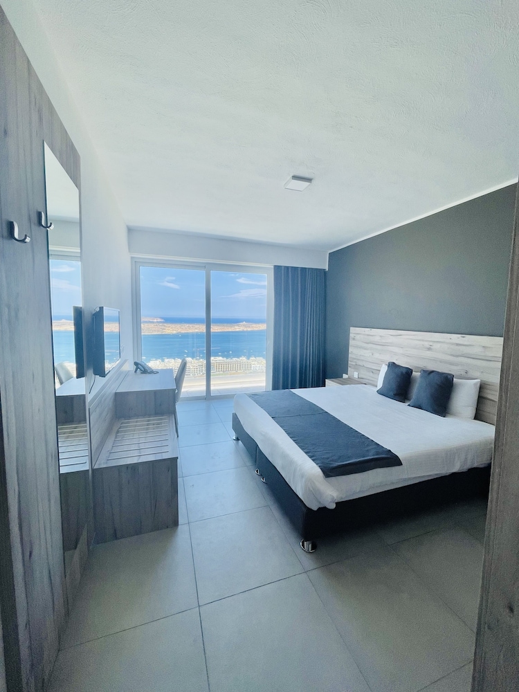 

Trieste - Mellieha - Hotel VIU57