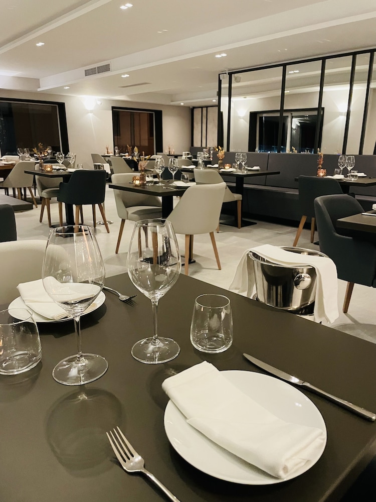 

Verona - St Paul's Bay - Hotel VIU57