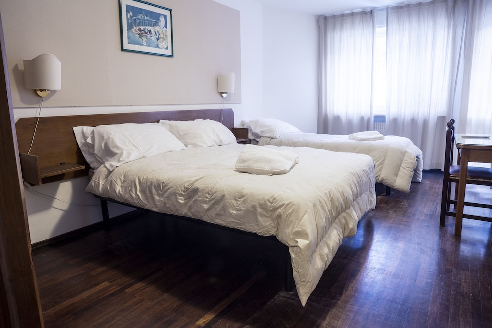 

Lamezia Terme - Sestriere - Hotel Hermitage & Residence Nube D'Argento