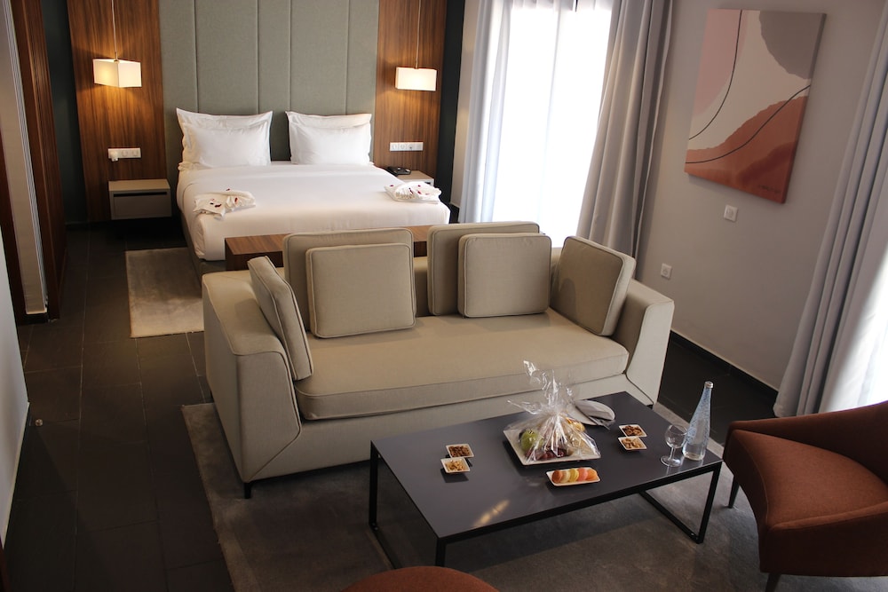 

Milano - Ifrane - Zephyr Ifrane