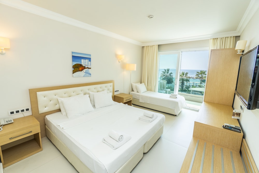 

Bari - Turgutreis - Dragut Point South Hotel-All Inclusive