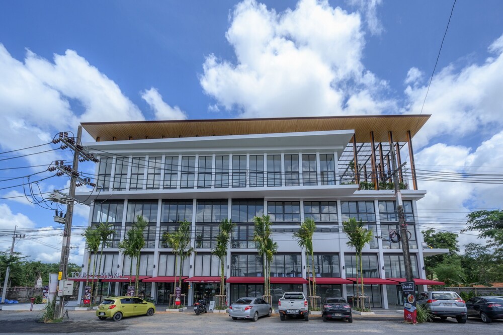 

Roma - Si Sunthon - Tour De Phuket Hotel - SHA Plus